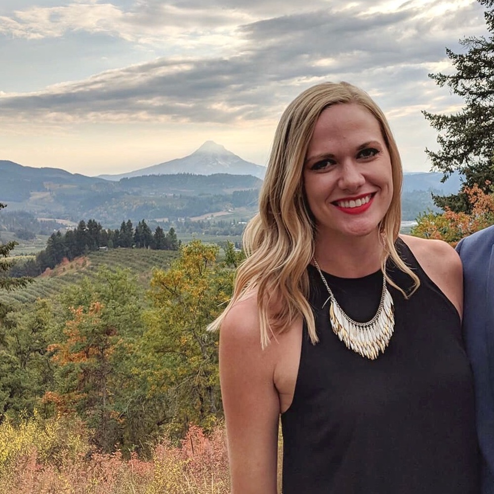 Meet your Posher, Stephanie